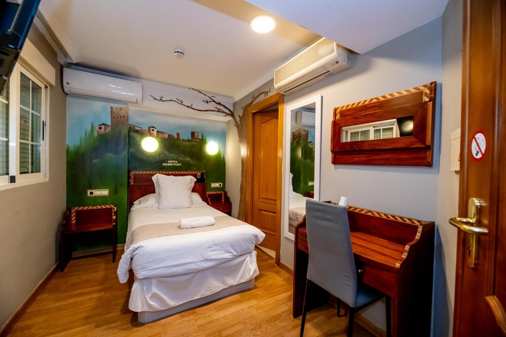 Hotel Monasterio Granada - Adults Only Екстер'єр фото